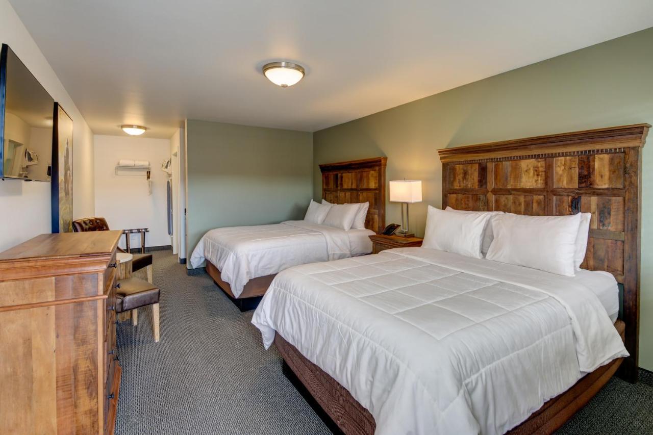 Roosevelt Hotel - Yellowstone Gardiner Bagian luar foto