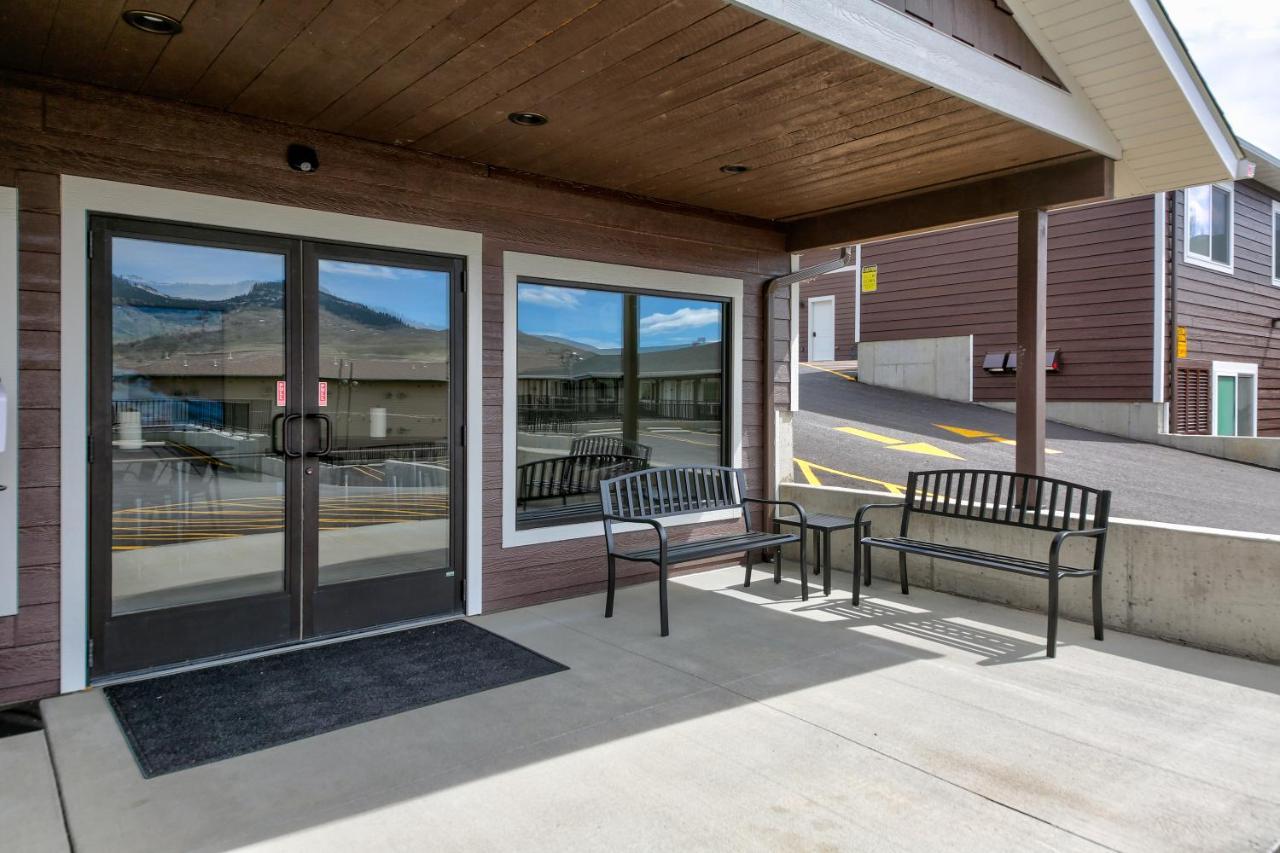 Roosevelt Hotel - Yellowstone Gardiner Bagian luar foto