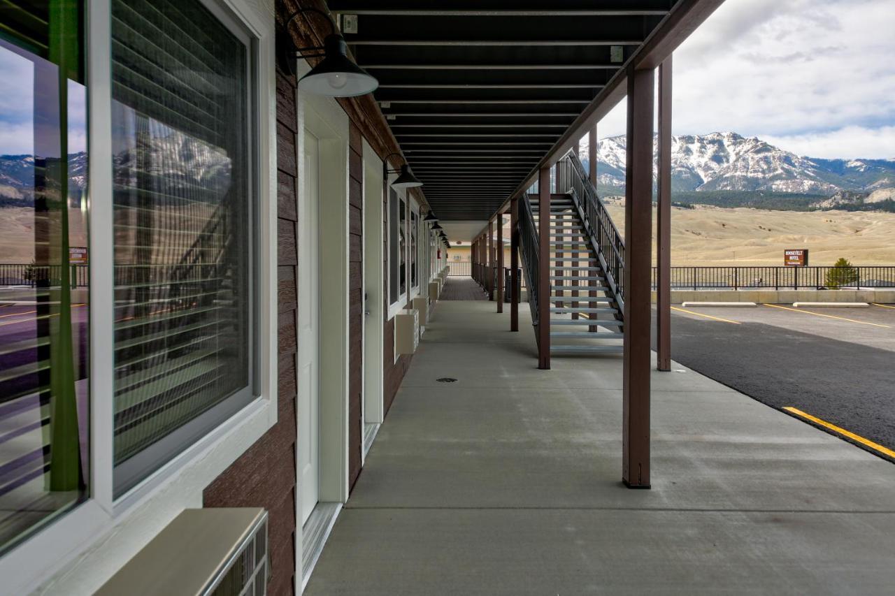 Roosevelt Hotel - Yellowstone Gardiner Bagian luar foto