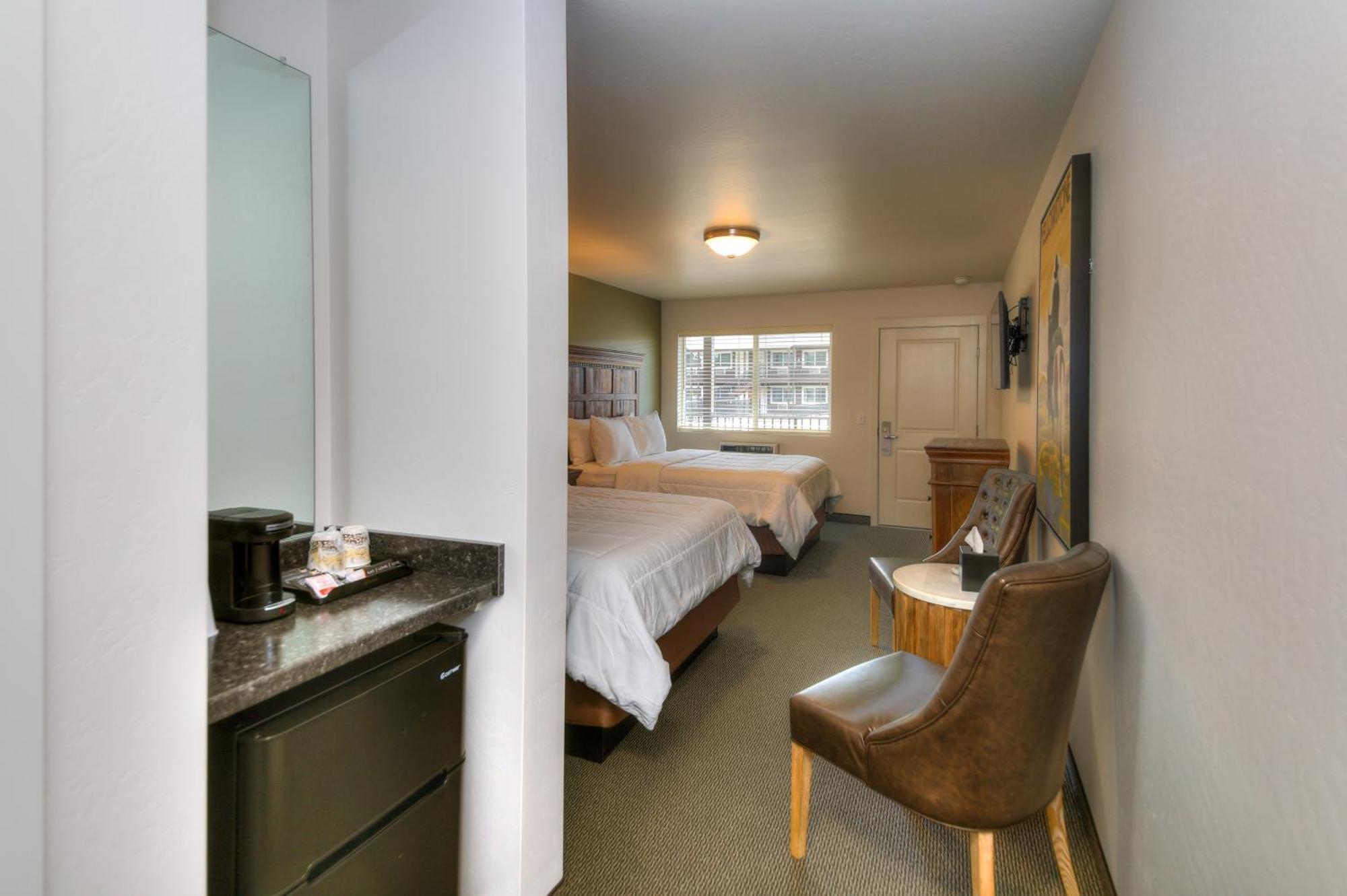 Roosevelt Hotel - Yellowstone Gardiner Bagian luar foto